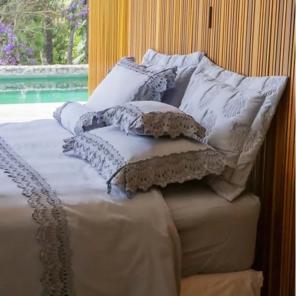 ARTELASSE-LA-HOYA-JG-CAMA-AZUL-NUD-2
