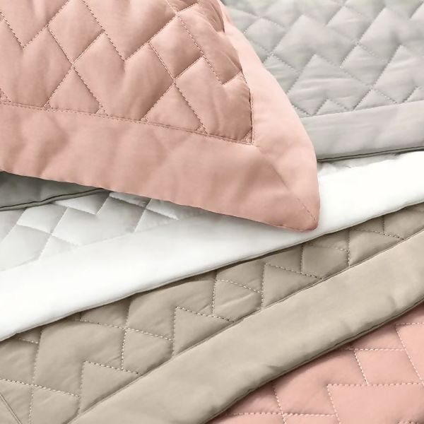 TRUSSARDI-SPIAZZO-COLCHA-1