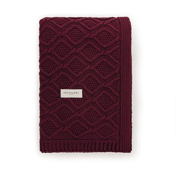 Trussardi-Armeni-Vino-Peseira-1