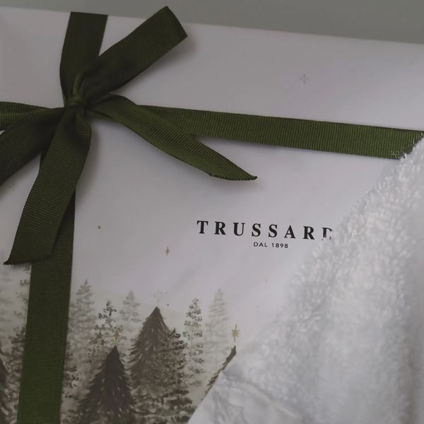 Trussardi-lavabo-celebrare-3
