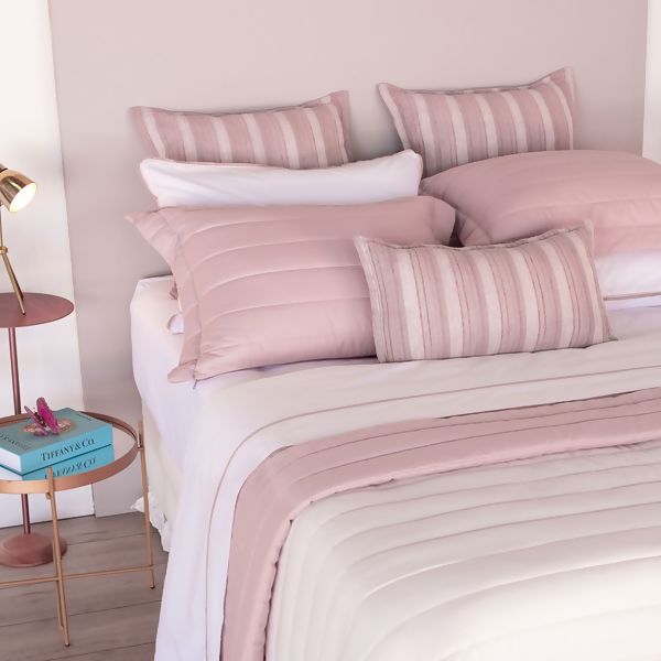 lavive-essence-rose-2