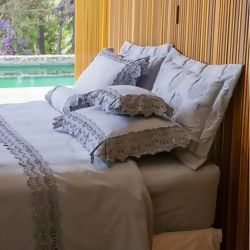 ARTELASSE-LA-HOYA-JG-CAMA-AZUL-NUD-2