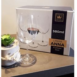 Bohemia-Anna-Taca-agua-3