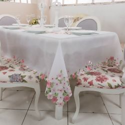 Toalha de Mesa Clássica Bordada Jardim 170 x 220 cms - Argivai
