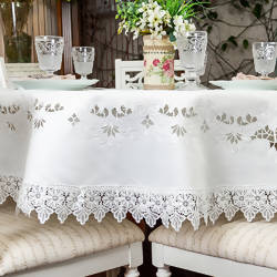 Toalha de Mesa Bordada Piquet Branca Redonda 180 cms - Argivai